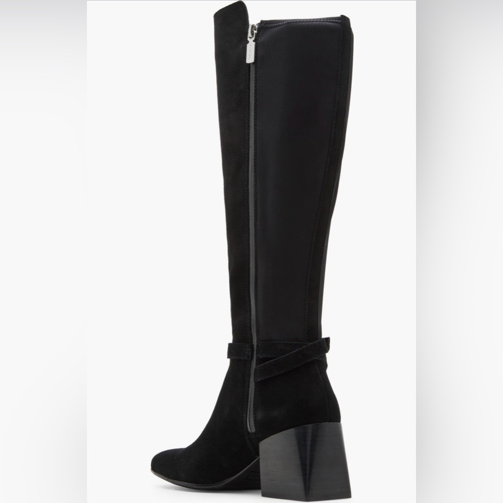 BLONDO Twila Waterproof Knee High Suede Boot
Size 8 - Picture 2 of 9